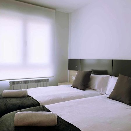 Ramon Y Cajal Suites De Luxe Leon Bagian luar foto