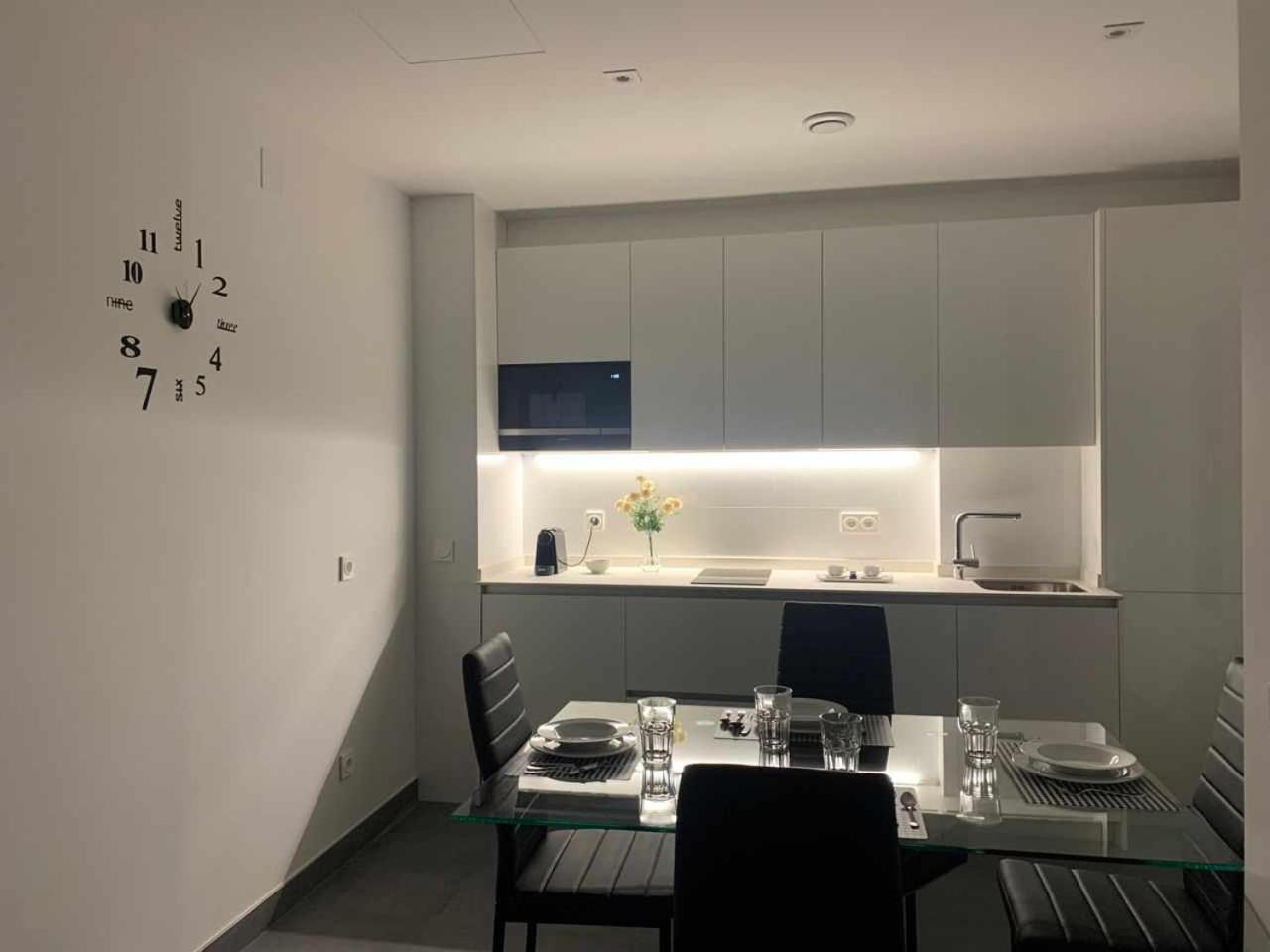 Ramon Y Cajal Suites De Luxe Leon Bagian luar foto