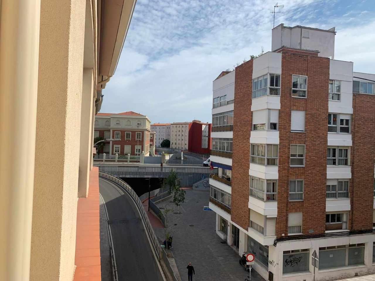 Ramon Y Cajal Suites De Luxe Leon Bagian luar foto