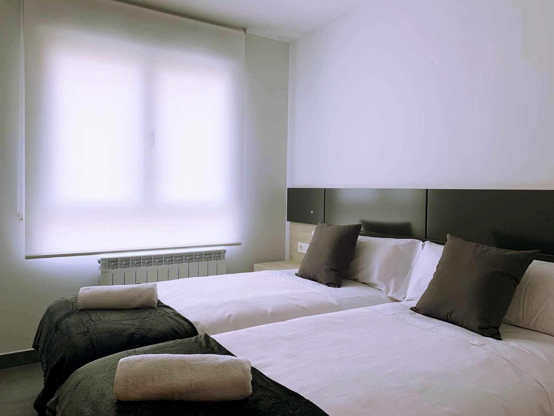 Ramon Y Cajal Suites De Luxe Leon Bagian luar foto